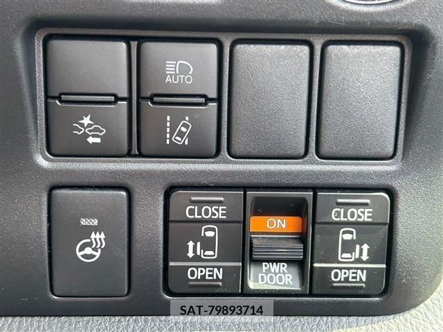 Toyota ESQUIRE 2019-10 205131-10