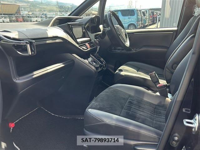 Toyota ESQUIRE 2019-10 205131-2