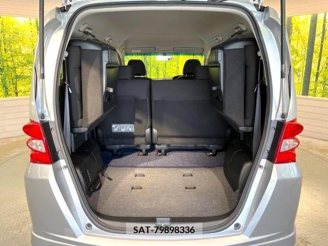 Honda FREED 2011-06 327881-11