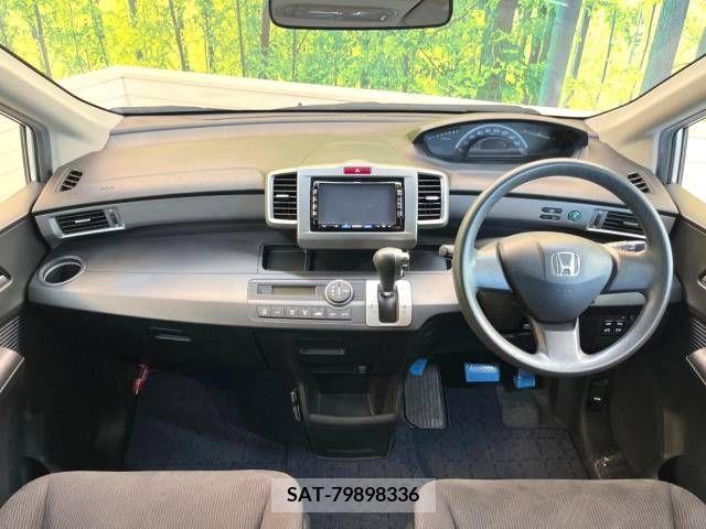 Honda FREED 2011-06 327881-1