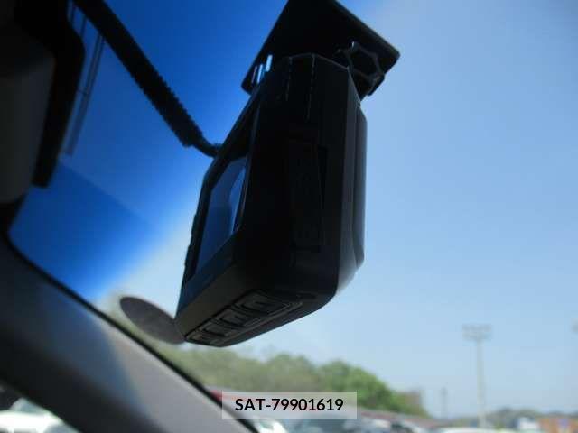 Honda VEZEL 2016-08 288252-18