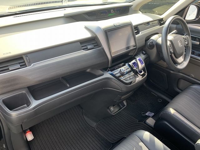 Honda FREED 2017-04 17147-18