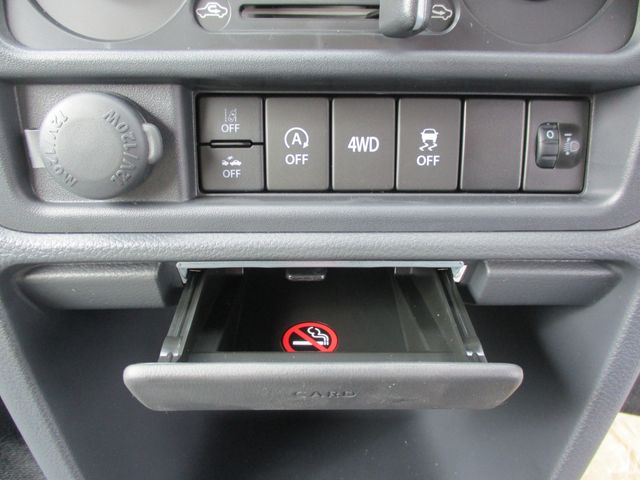 Suzuki CARRY TRUCK 2023-03 12046-18