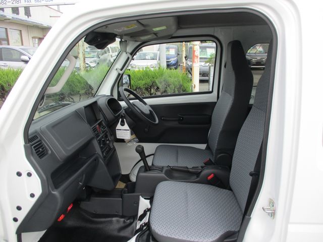 Suzuki CARRY TRUCK 2023-03 12046-25