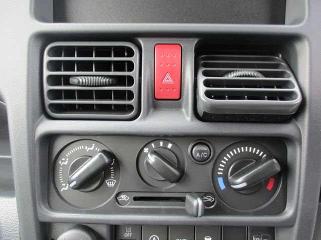 Suzuki CARRY TRUCK 2023-03 12046-17