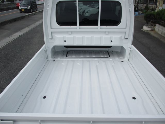Suzuki CARRY TRUCK 2023-03 12046-24