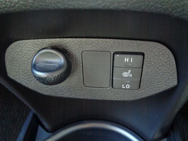 Toyota VITZ 2014-09 194911-17