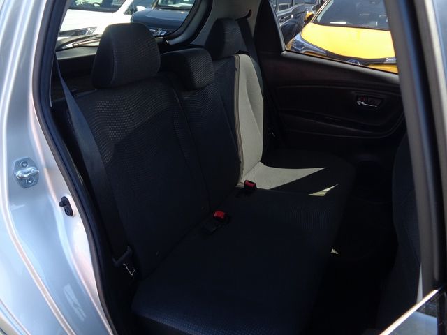 Toyota VITZ 2014-09 194911-5
