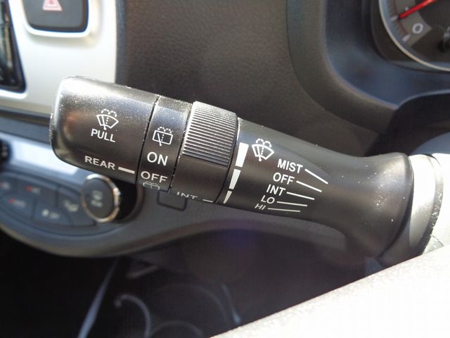 Toyota VITZ 2014-09 194911-23