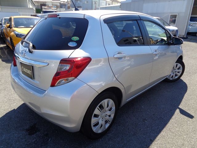 Toyota VITZ 2014-09 194911-2