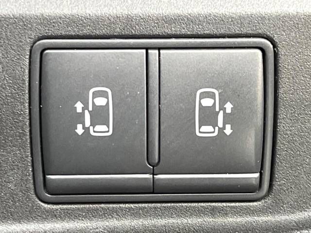 Nissan SERENA 2018-11 182309-4