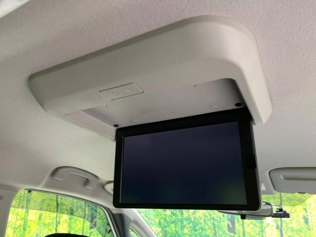 Nissan SERENA 2018-11 182309-3