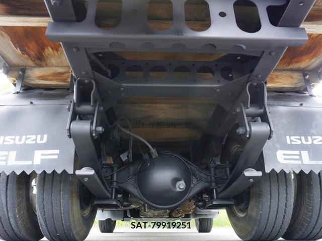 Isuzu ELF TRUCK 2014-03 353761-5