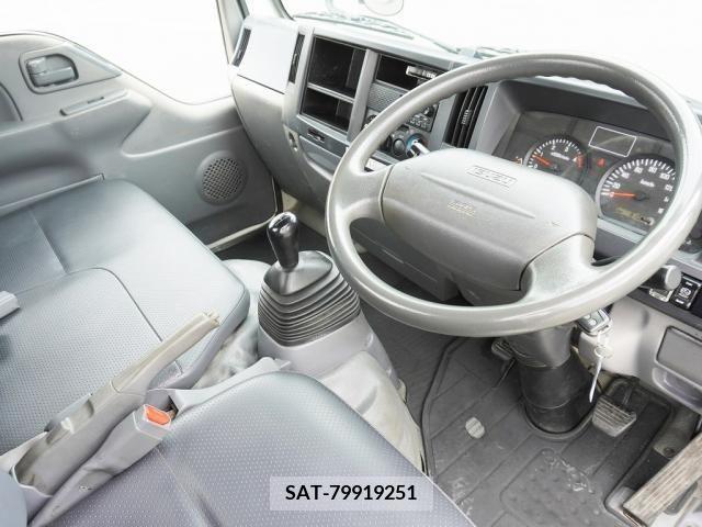 Isuzu ELF TRUCK 2014-03 353761-2