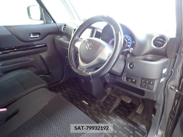Suzuki SPACIA 2013-11 236750-1