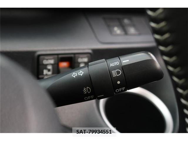 Toyota SIENTA 2016-12 204016-14