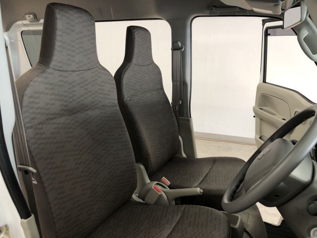 Suzuki EVERY 2023-07 6107-10