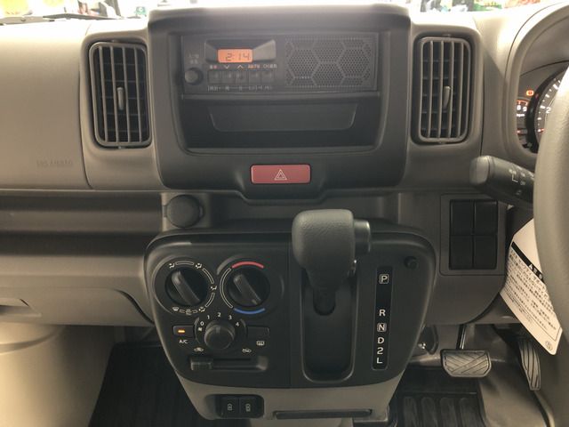 Suzuki EVERY 2023-07 6107-9