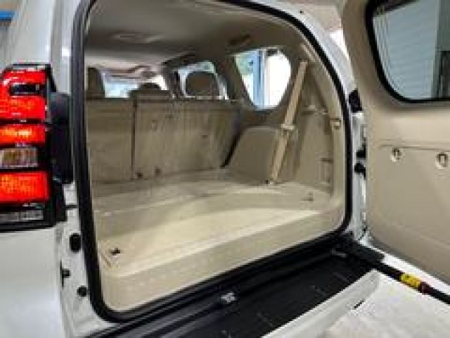Toyota PRADO 2023-03 17678-7