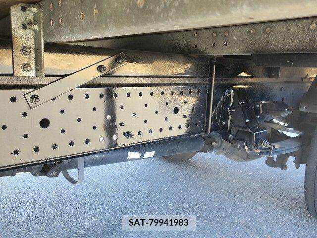 Isuzu ELF TRUCK 2016-10 212089-6