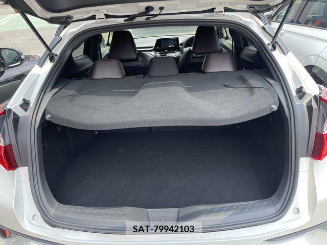 Toyota C-HR 2018-03 294970-7