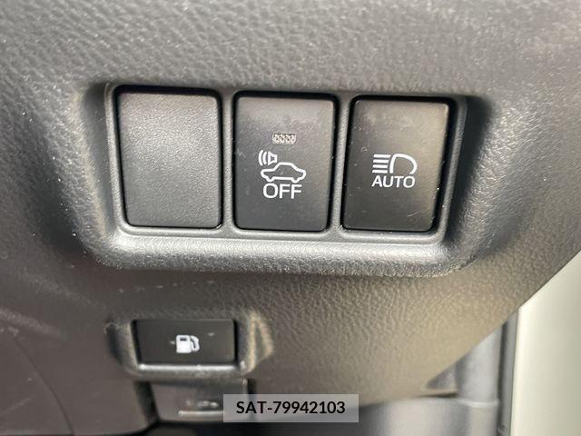 Toyota C-HR 2018-03 294970-17