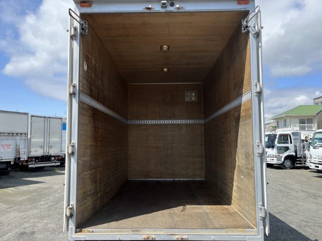 Toyota DYNA TRUCK 2014-02 3937-4