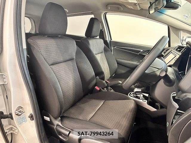 Honda FIT HYBRID 2019-05 330231-8