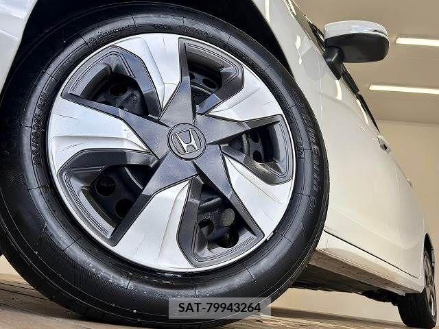 Honda FIT HYBRID 2019-05 330231-18