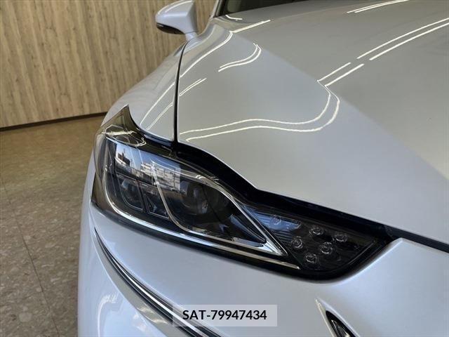 Lexus IS 2017-03 275437-9