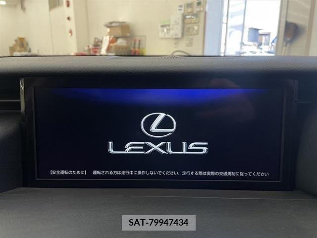 Lexus IS 2017-03 275437-24
