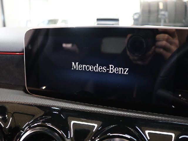 Mercedes Benz A-CLASS 2018-12 193442-9