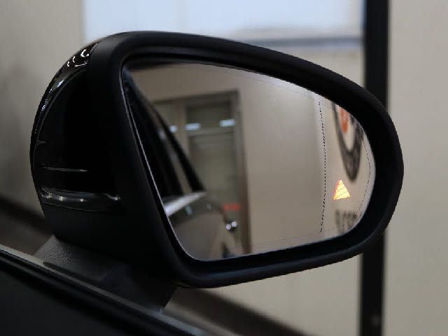 Mercedes Benz A-CLASS 2018-12 193442-8