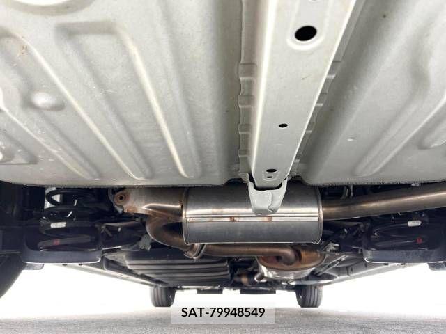 Toyota NOAH 2015-10 351767-18