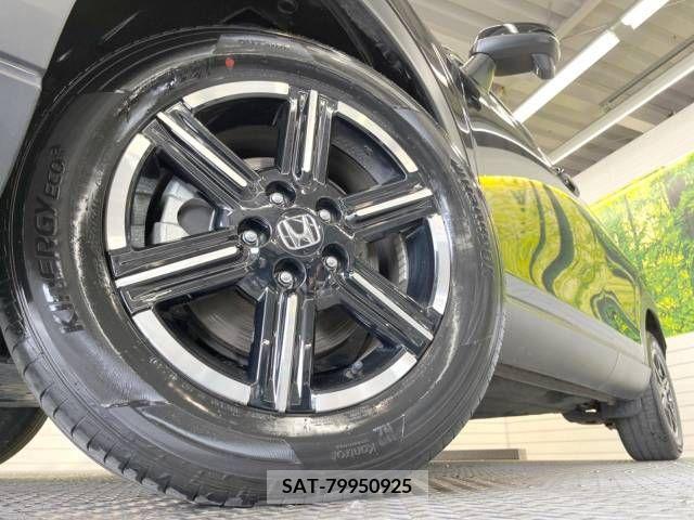 Honda VEZEL 2022-03 394786-13