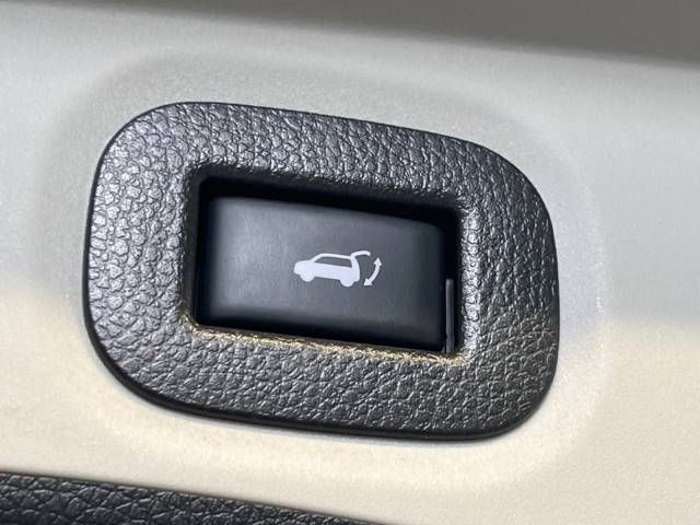 Nissan X-TRAIL 2018-04 18336-6