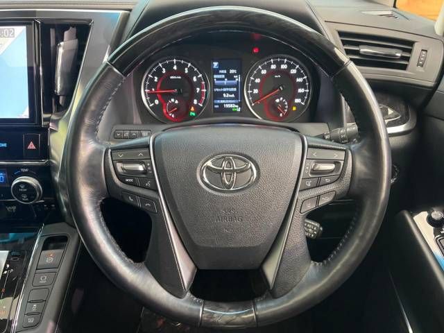 Toyota ALPHARD 2019-09 180711-13