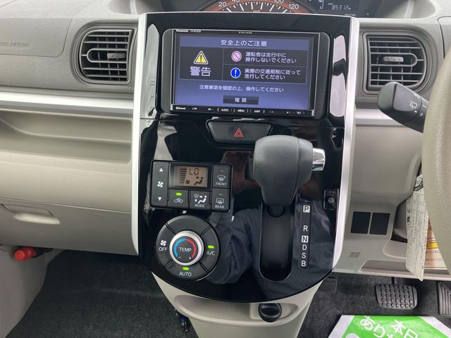 Daihatsu TANTO 2018-03 7877-14