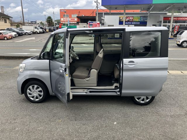 Daihatsu TANTO 2018-03 7877-23