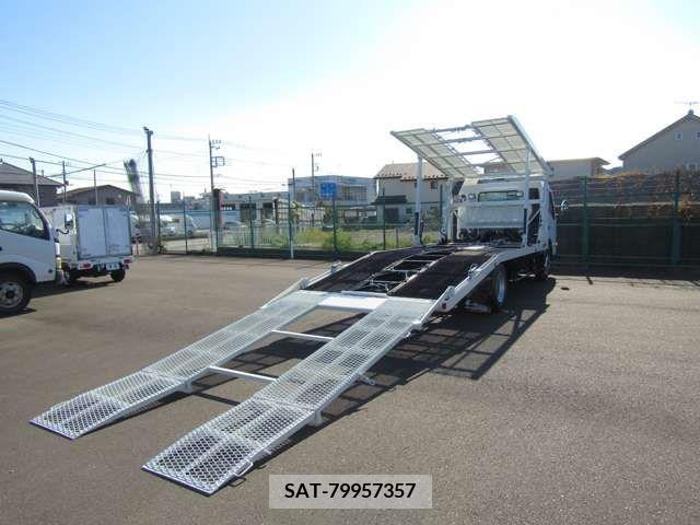 Mitsubishi CANTER 2023-07 302645-11