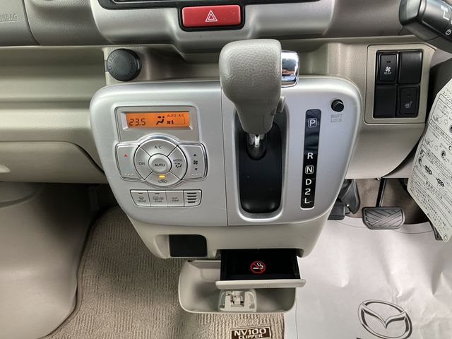 Nissan CLIPPER RIO 2018-06 22292-27