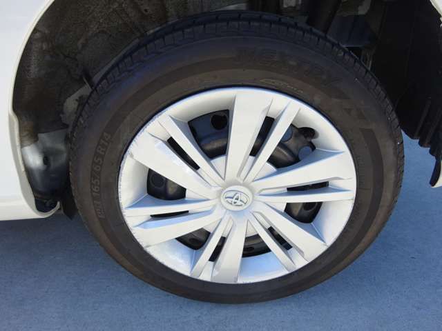 Toyota ROOMY 2023-01 20569-12