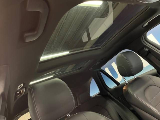 Mercedes Benz GLC-CLASS 2019-04 27556-3