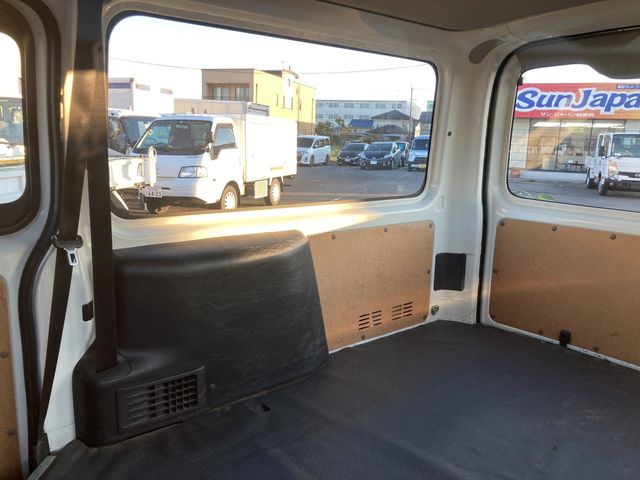 Toyota REGIUSACE VAN 2019-08 193670-13