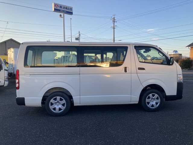 Toyota REGIUSACE VAN 2019-08 193670-6