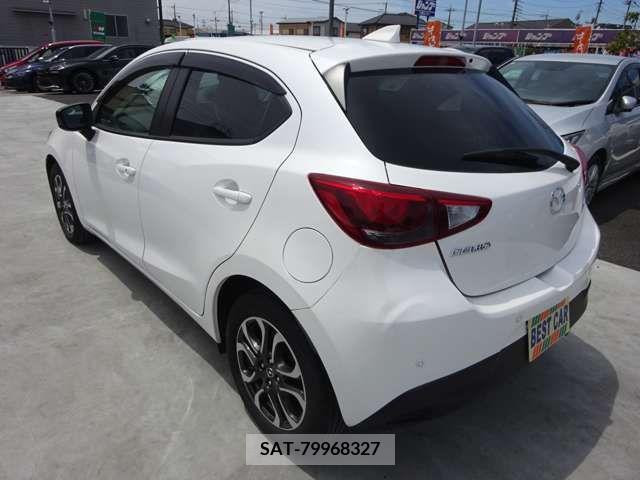 Mazda DEMIO 2016-04 267990-2