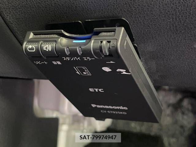 Nissan NOTE 2017-04 383697-6