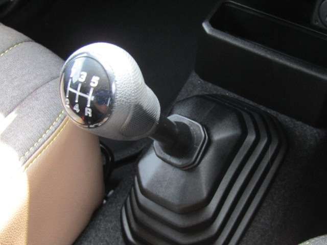 Suzuki JIMNY 2022-06 16961-11