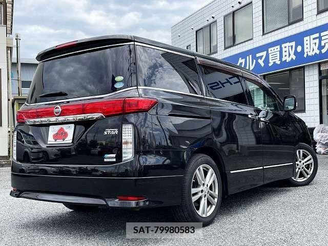 Nissan ELGRAND 2011-09 350492-2