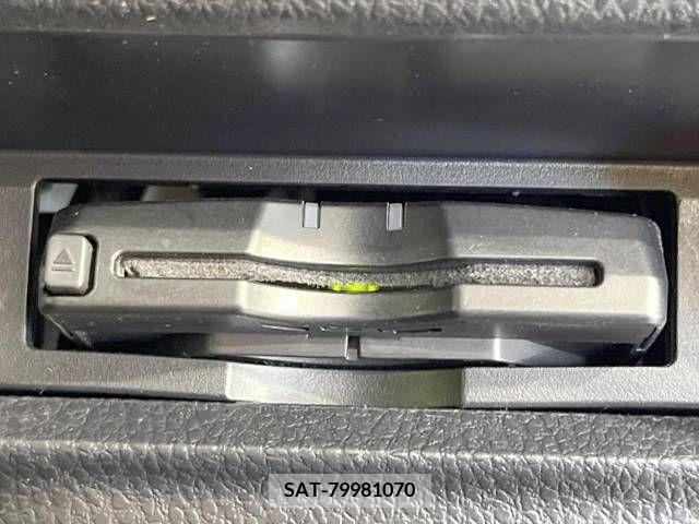 Toyota VOXY 2015-01 321420-6
